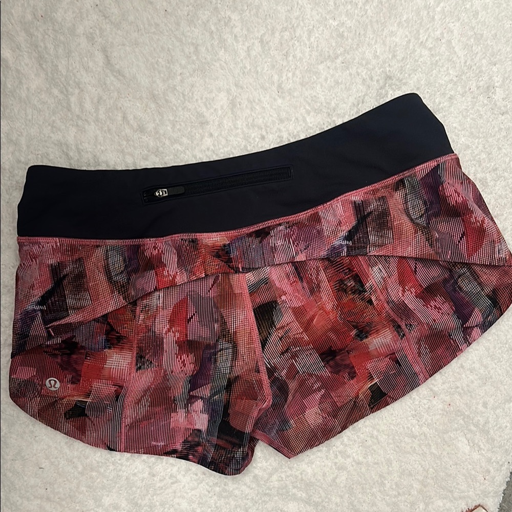 lululemon athletica Women's Black and Red Patterned Shorts